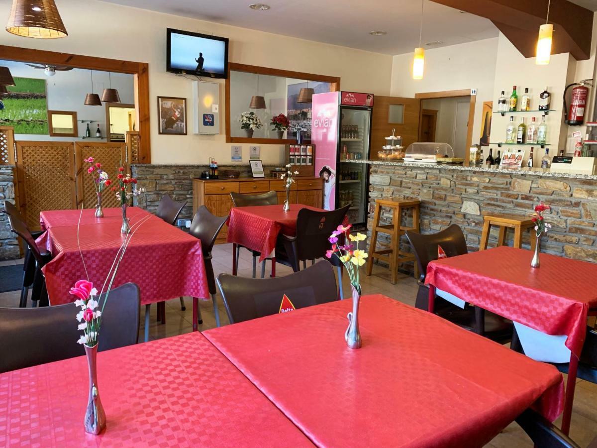Hotel Barcelona Sant Julià de Lòria Екстериор снимка