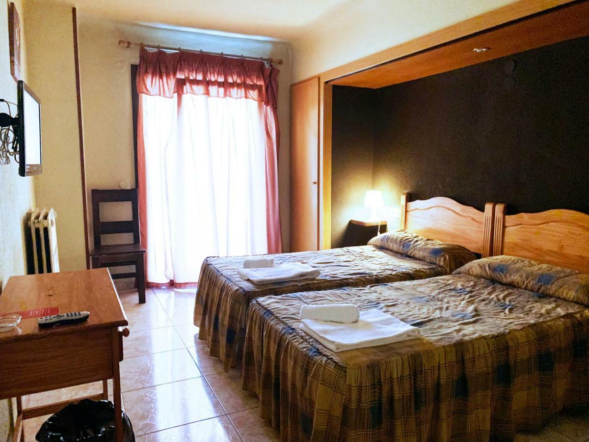 Hotel Barcelona Sant Julià de Lòria Екстериор снимка