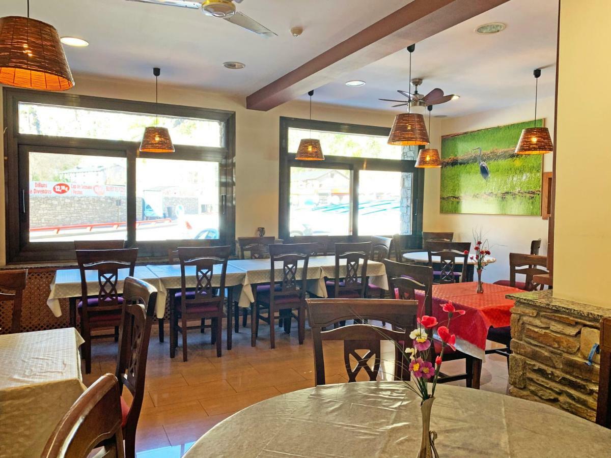 Hotel Barcelona Sant Julià de Lòria Екстериор снимка