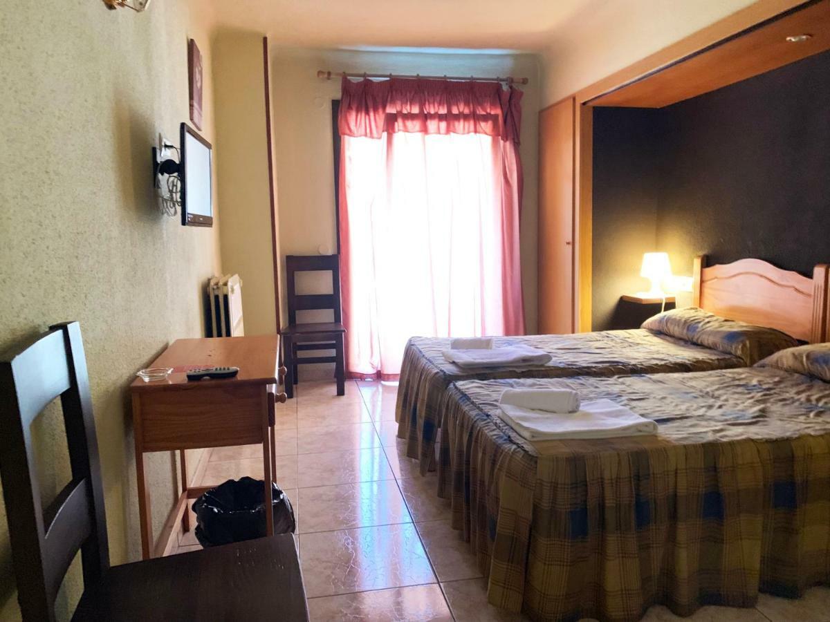 Hotel Barcelona Sant Julià de Lòria Екстериор снимка
