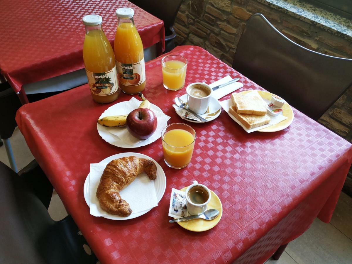 Hotel Barcelona Sant Julià de Lòria Екстериор снимка
